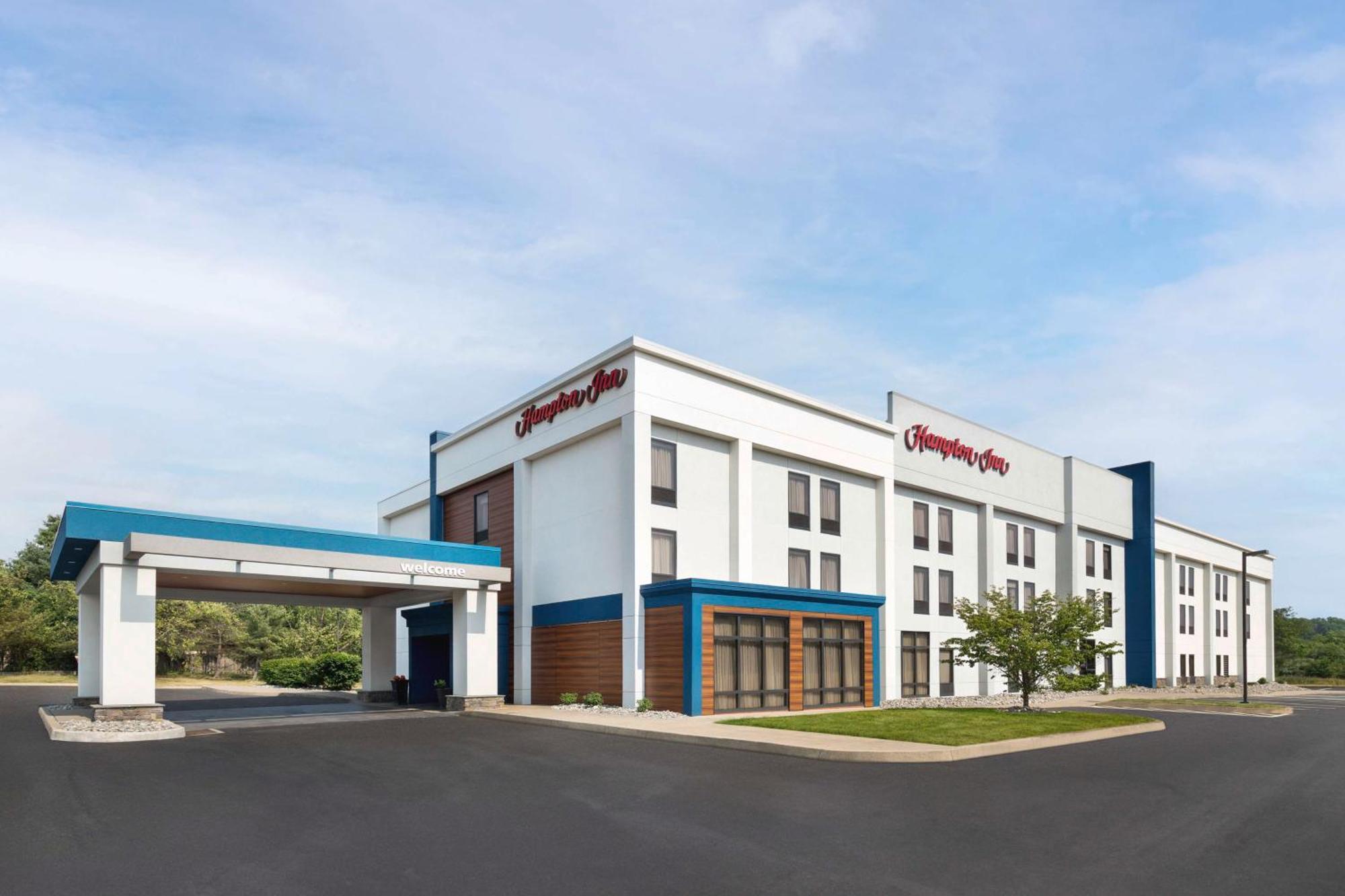 Hampton Inn Quakertown Exterior photo